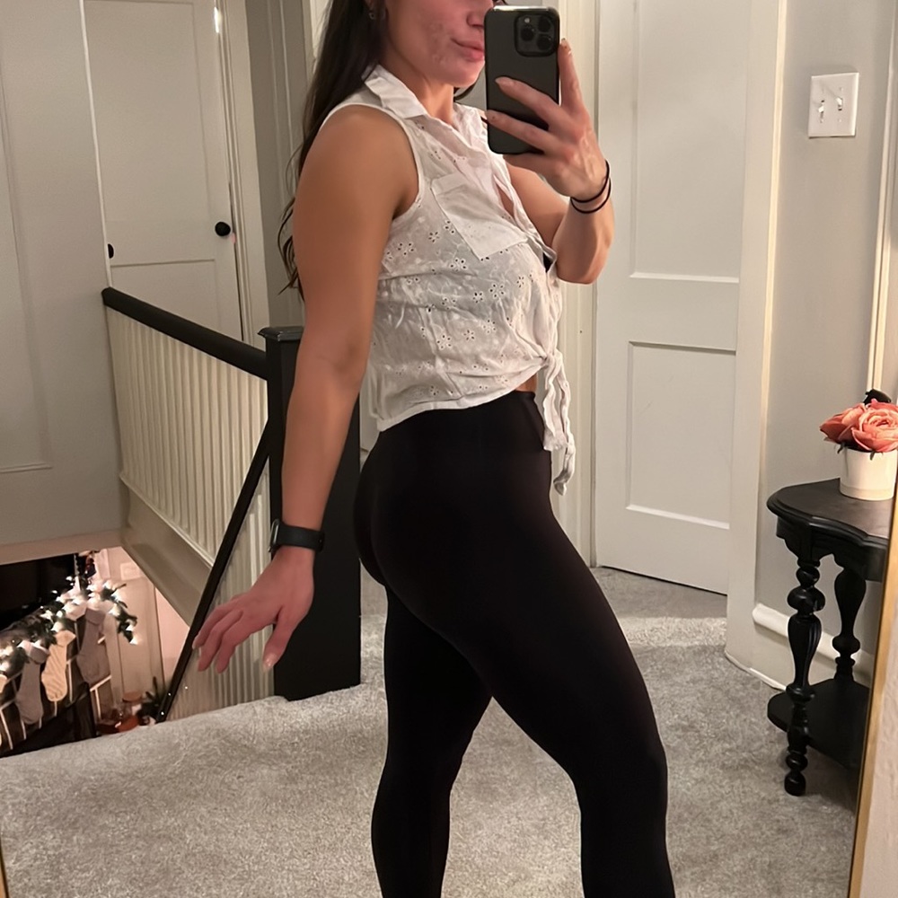 Love Notes Eyelet Collared Button Up Tie Front Ta… - image 3